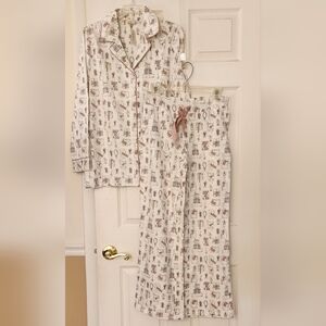 Soma Embraceable 2 Pc Pajama Set NWT  Cute Gift Pattern Size M & S